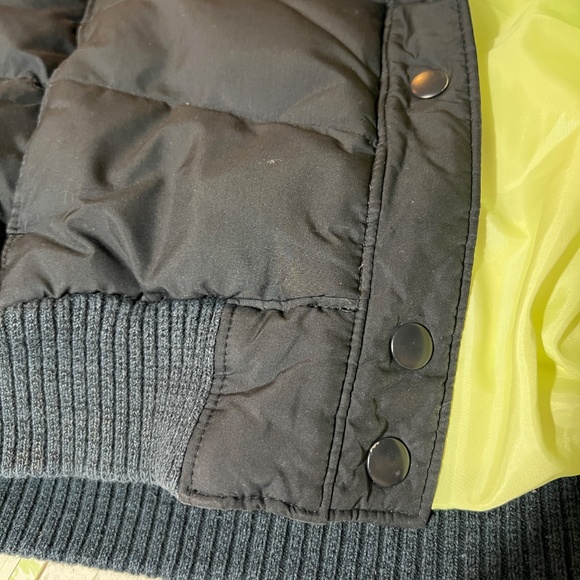 Vintage Gap Puffer Vest 75% Down Filled Black w. Green Lining Size S Quilted - Picture 3 of 8